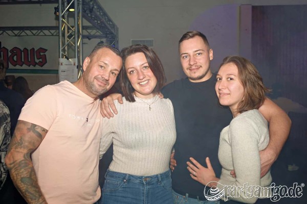 aleksej-gerter_schachen_mega-winter-party_20221210_040