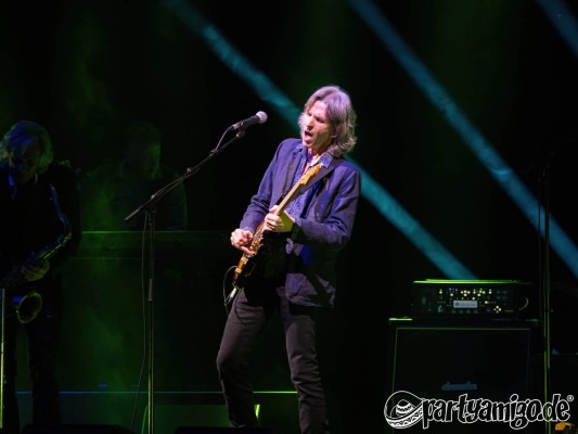 michael_zuerich_the-dire-straits-experience_20221214_013